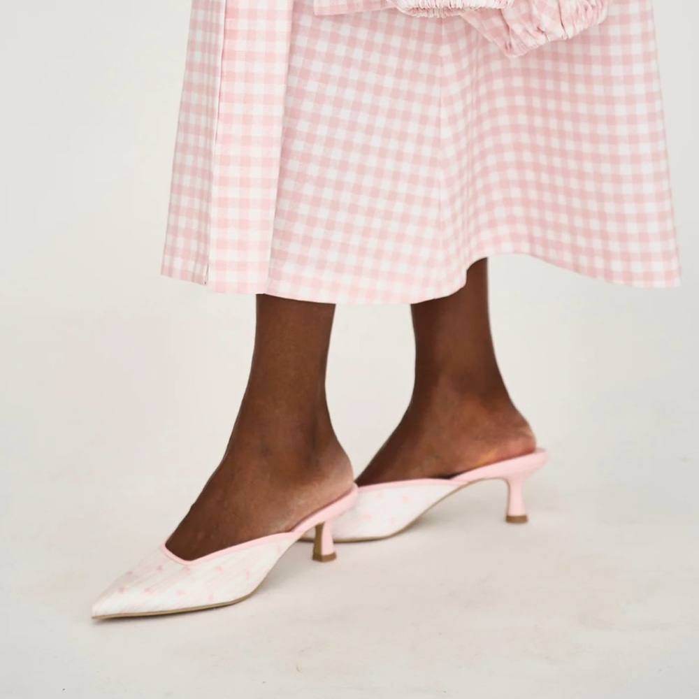 NEW Dolce Vita x Byrdie Golf Social Wear Cleo Kitten Heels Sz 7